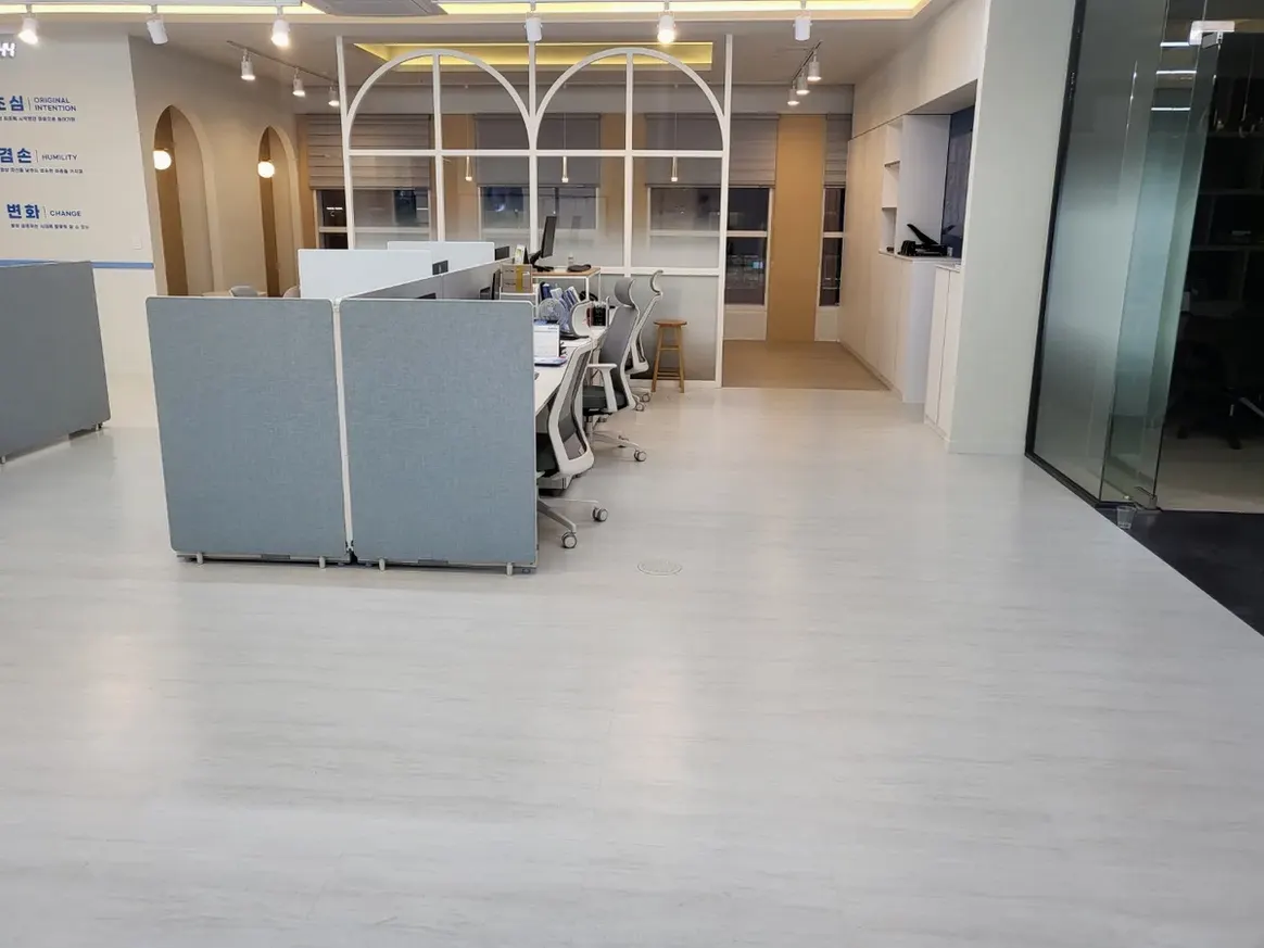 북구 각화동 사업장 복도·대기 동선 야간 위생청소 사례 - 행진크린